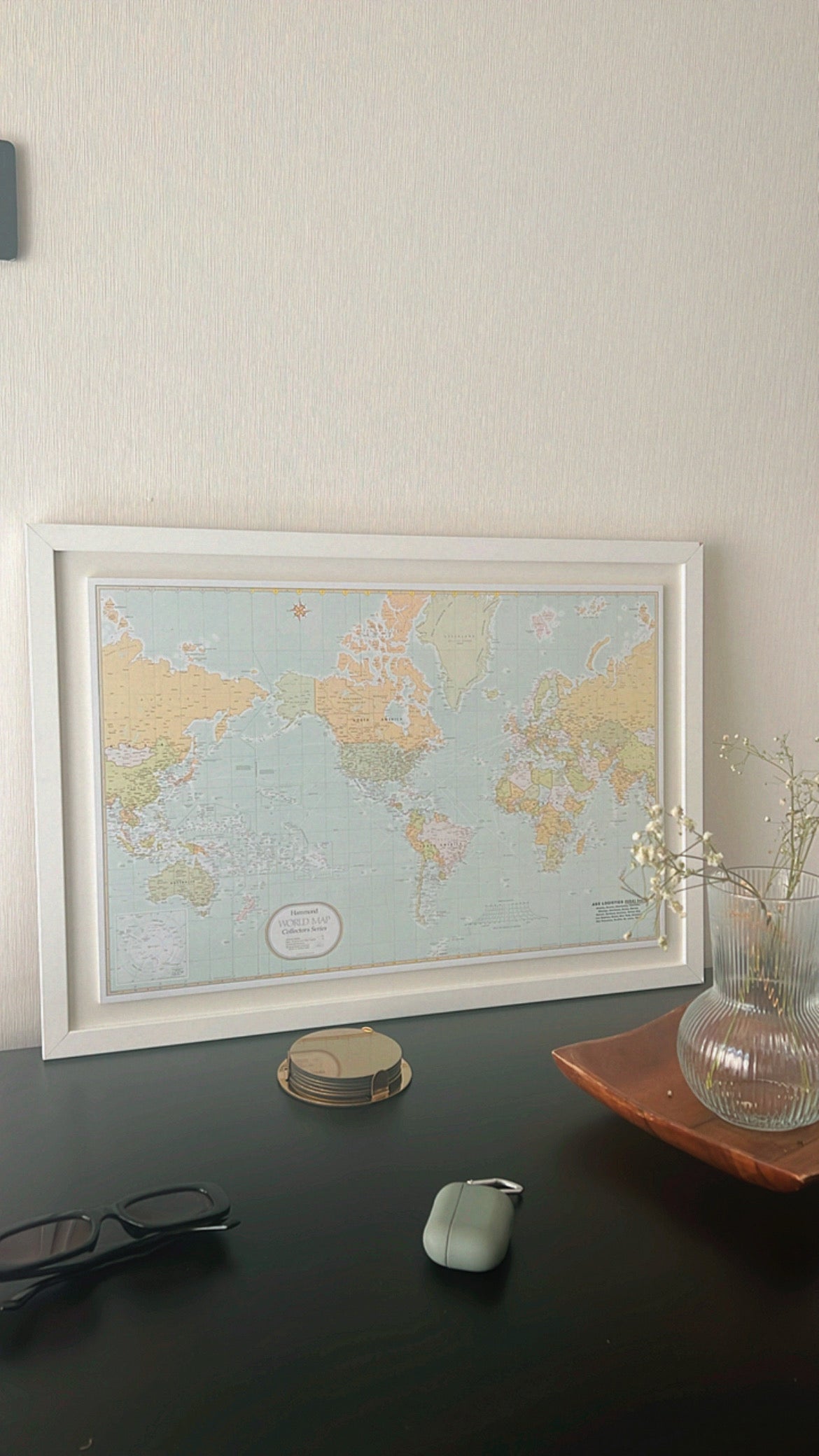 MAPA CELESTE 60 X 40 CM MARCO BLANCO DISPONIBLE