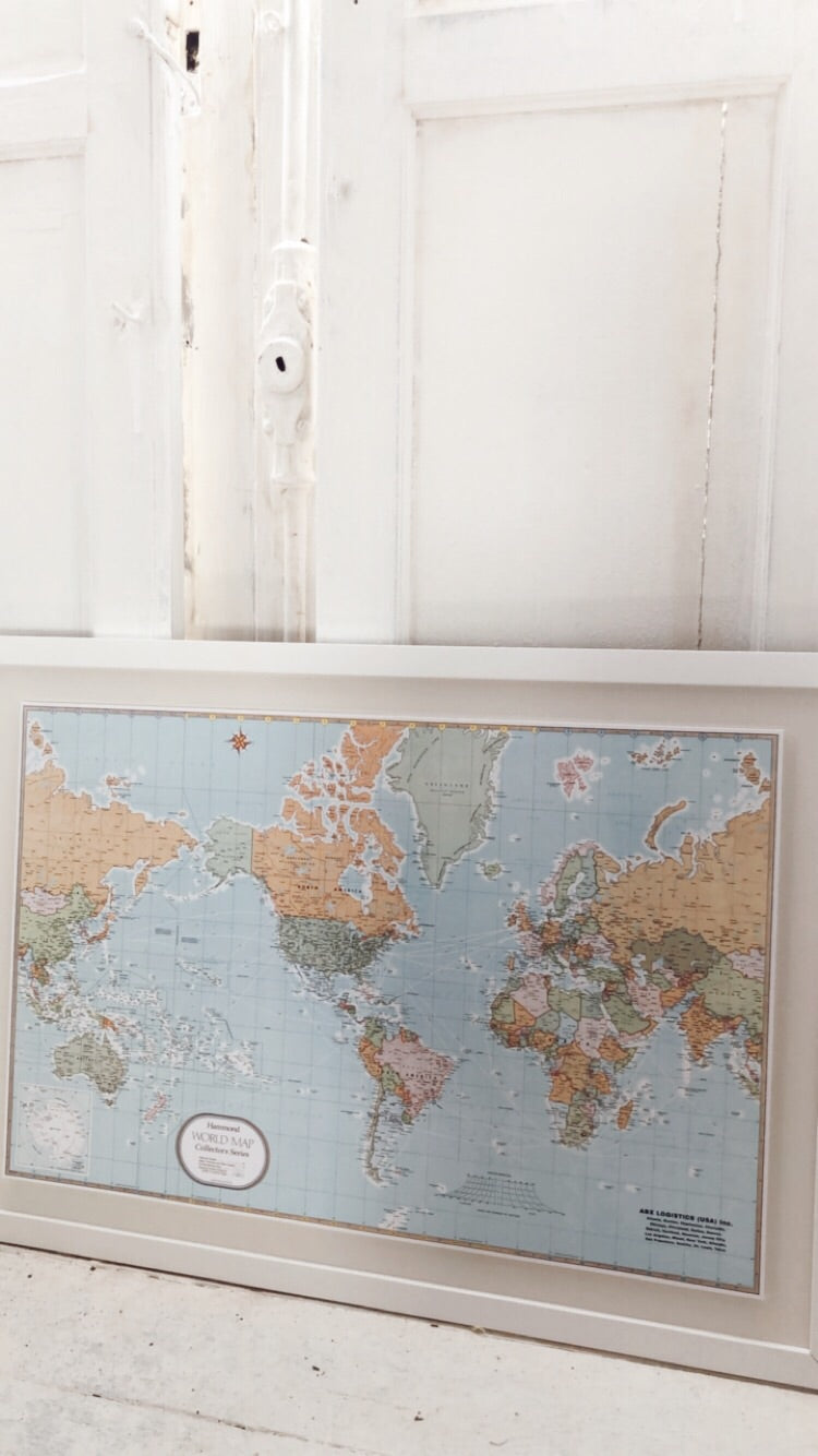MAPA CELESTE 60 X 40 CM MARCO BLANCO DISPONIBLE